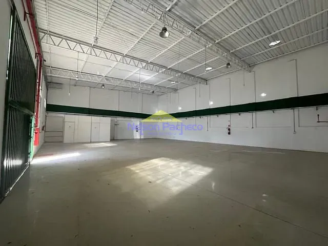 Galpão / Barracão com 4207m², para alugar, no bairro Jardim Santa Teresinha em Capivari