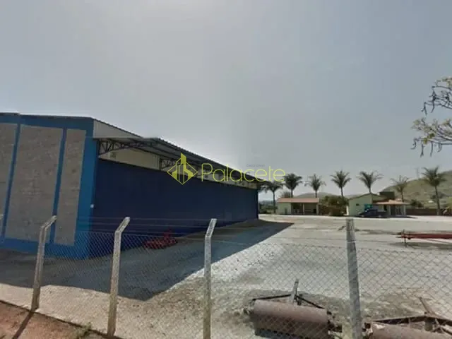Galpão / Barracão com 6200m², para alugar, no bairro Veloso em Roseira