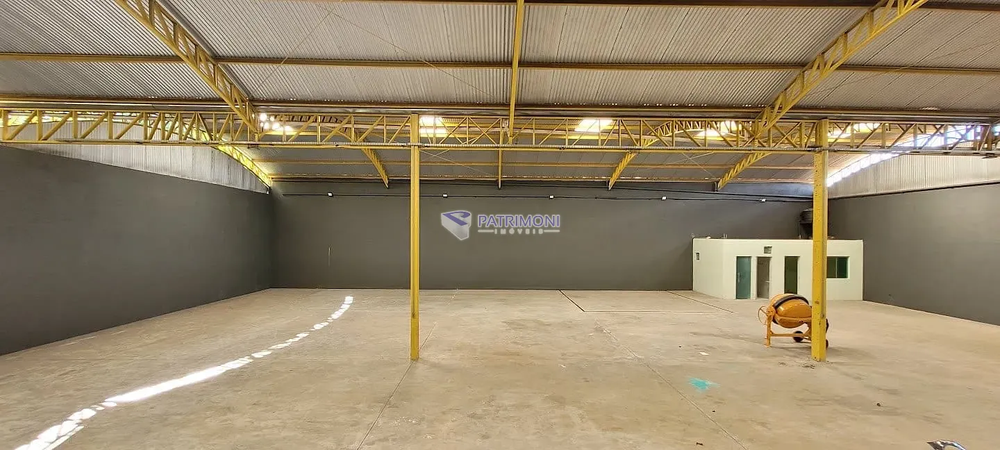Depósito-Galpão, 700 m² - Foto 1