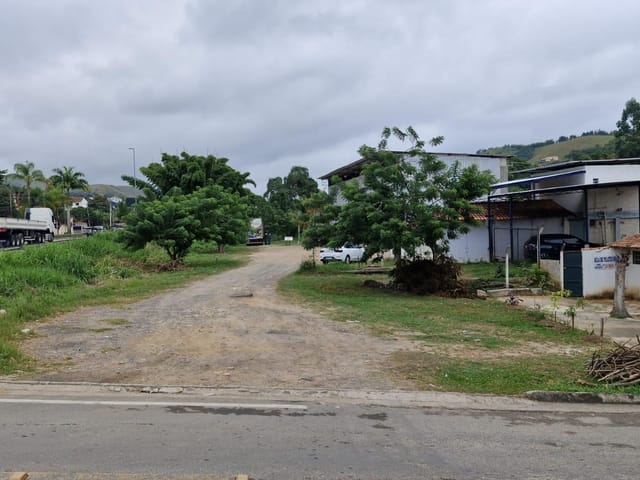 Galpão / Barracão para alugar, no bairro Santa Amália em Vassouras
