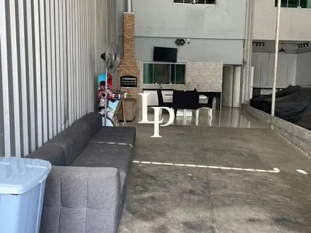 Galpão / Barracão para alugar, no bairro Jardim Capelinha em São Paulo