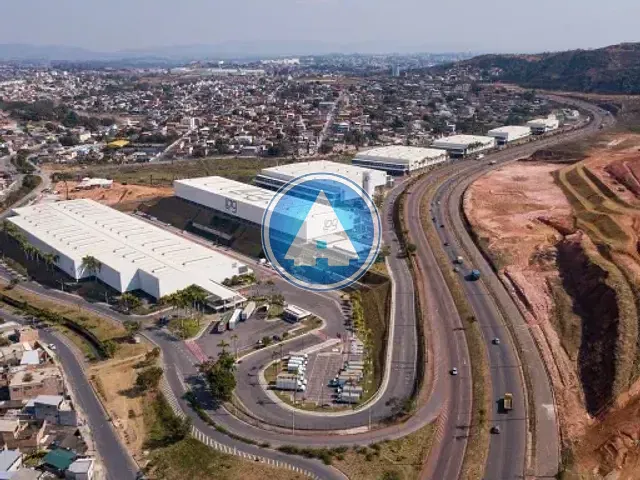 Galpão / Barracão com 1768m², para alugar, no bairro Vila Cristina em Betim