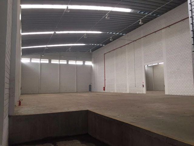Foto do Galpão / Barracão - Galpão para alugar, 2230 m² por R$ 39.800,00/mês - Chácaras Reunidas - São José dos Campos/SP | RUSSI IMÓVEIS