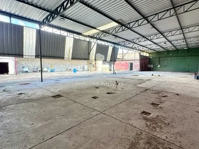 Galpão / Barracão à venda ou para alugar, no bairro Santa Mônica em Belo Horizonte