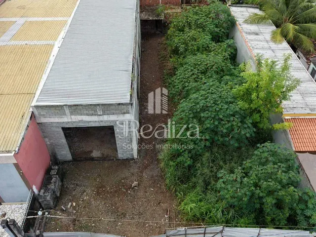 Galpão / Barracão à venda ou para alugar, no bairro São Francisco em Ilhéus