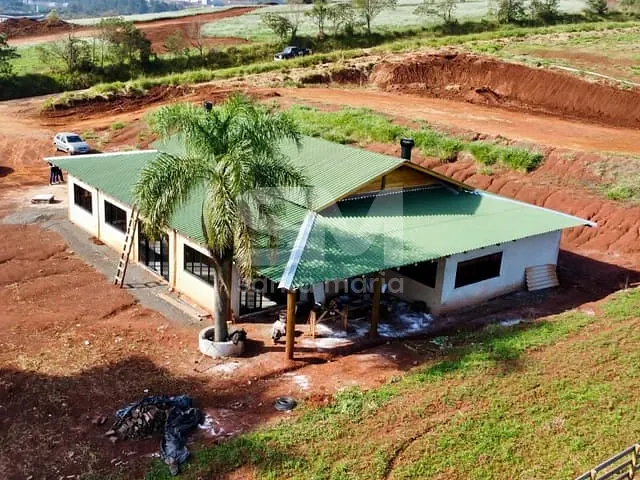 Galpão / Barracão com 300m², para alugar, no bairro Trevo em Chapecó