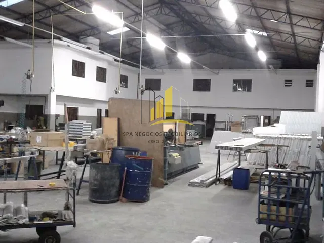 Galpão / Barracão com 1100m², à venda, no bairro Vila Aricanduva em São Paulo