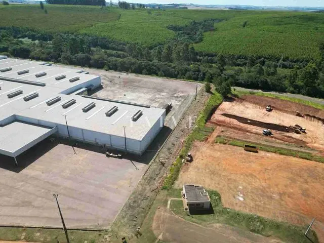 Galpão / Barracão com 144000m², à venda ou para alugar, no bairro centro em Arapoti