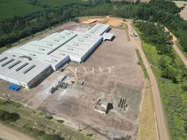 Galpão / Barracão com 144000m², à venda ou para alugar, no bairro centro em Arapoti