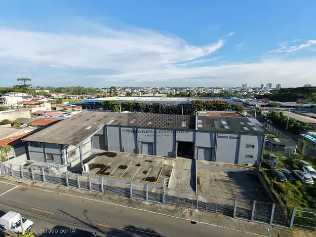 Galpão / Barracão com 1400m², para alugar, no bairro Águas Belas em São José dos Pinhais