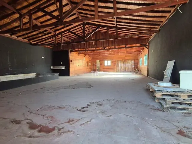 Galpão / Barracão com 460m², para alugar, no bairro Vila Faustina II em Valinhos