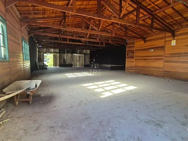 Galpão / Barracão com 460m², para alugar, no bairro Vila Faustina II em Valinhos