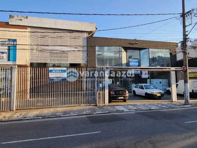 Prédio com 1300m², para alugar, no bairro Centro em Mogi das Cruzes