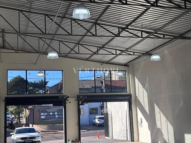 Galpão / Barracão para alugar, no bairro Igapó em Londrina