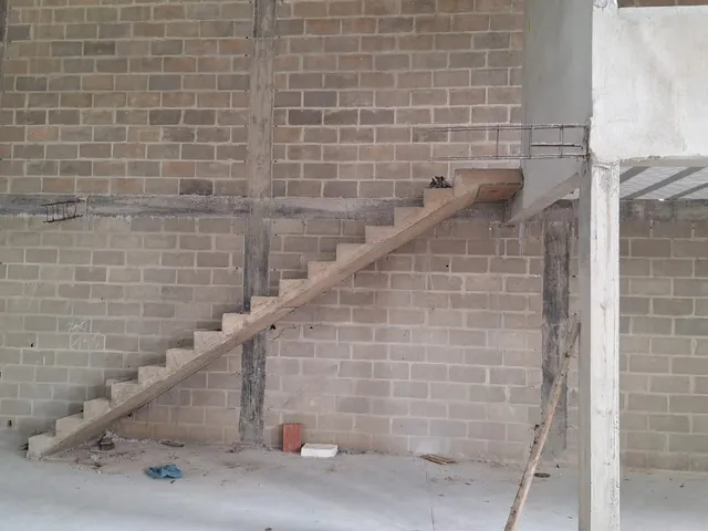 Galpão / Barracão com 550m², para alugar, no bairro Campo Redondo em São Pedro da Aldeia
