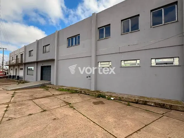 Galpão / Barracão à venda ou para alugar, no bairro Jóquei Clube em Uruguaiana