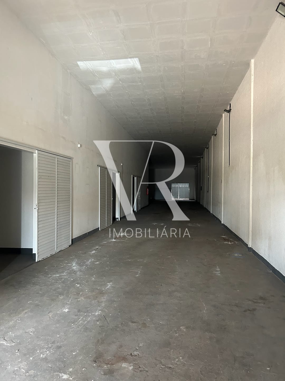 Depósito-Galpão, 577 m² - Foto 1