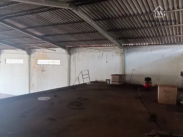 Galpão / Barracão com 635m², à venda, no bairro Parque Residencial Eldorado em Maringá