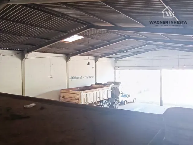Galpão / Barracão com 635m², à venda, no bairro Parque Residencial Eldorado em Maringá