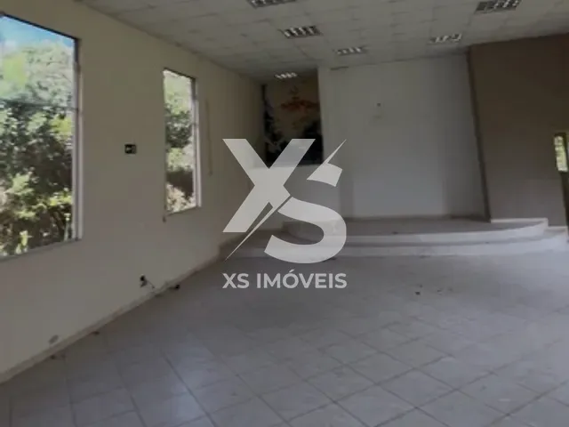 Galpão / Barracão com 1500m², à venda, no bairro Centro  em Tunas do Paraná