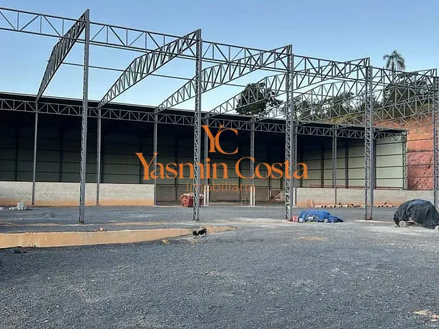 Galpão / Barracão com 8840m², à venda ou para alugar, no bairro Água Comprida em Cambuí