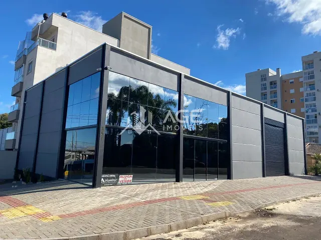 Galpão / Barracão à venda ou para alugar, no bairro Três Vendas em Erechim