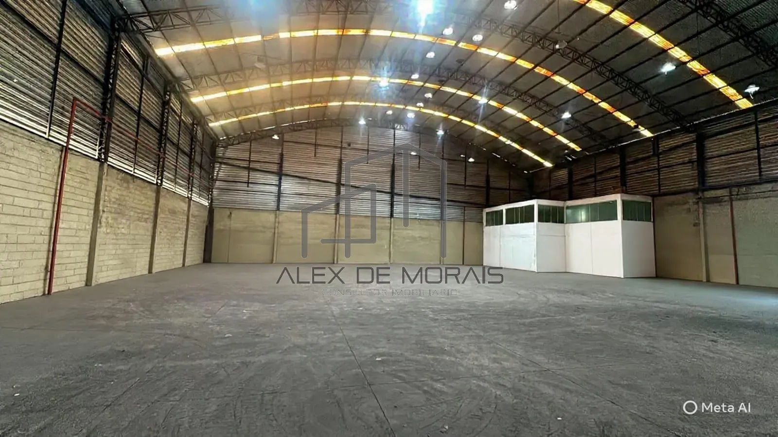 Depósito-Galpão, 1300 m² - Foto 1