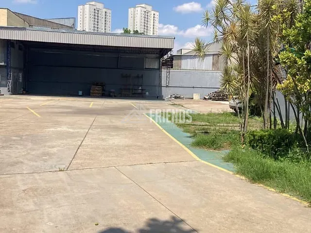 Galpão / Barracão com 1040m², para alugar, no bairro Jardim Japão em São Paulo