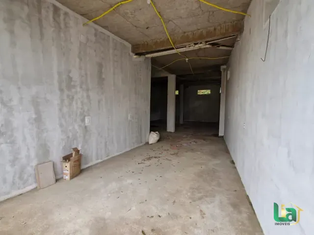 Loja para alugar, no bairro Santana em Muriaé