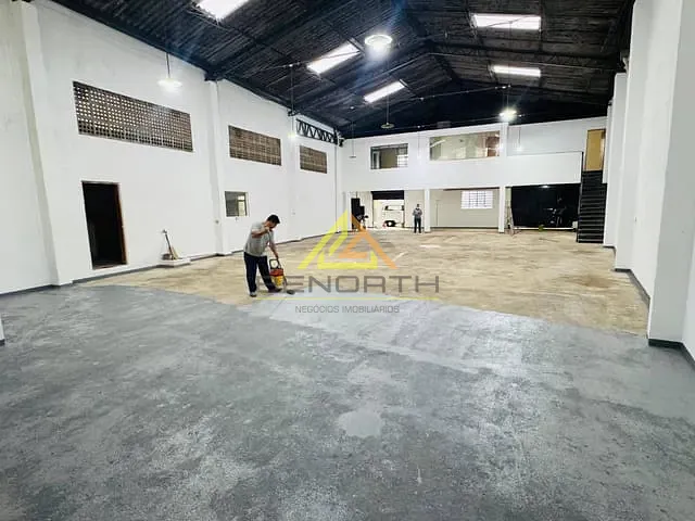 Galpão / Barracão com 1000m², à venda, no bairro Vila Amália (Zona Norte) em São Paulo