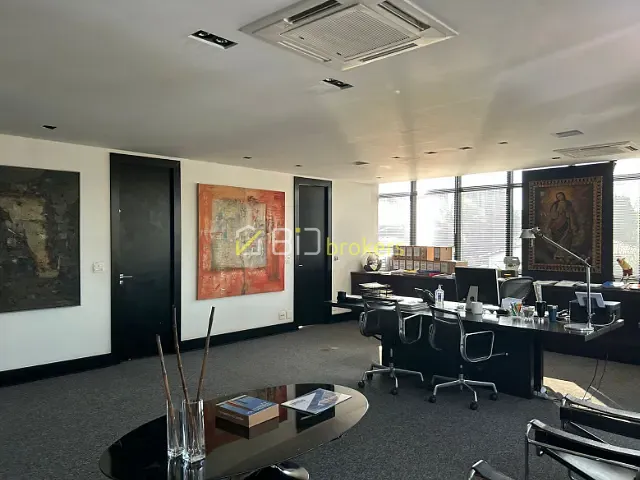 Prédio com 700m², à venda ou para alugar, no bairro Jardim Everest em São Paulo