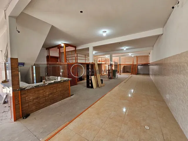 Galpão / Barracão para alugar, no bairro Parque Maria Helena em Suzano