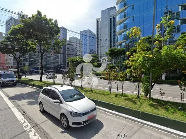 Loja com 98m², à venda, no bairro Cerqueira César em São Paulo