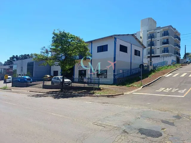 Galpão / Barracão com 800m², à venda, no bairro centro  em Xanxerê