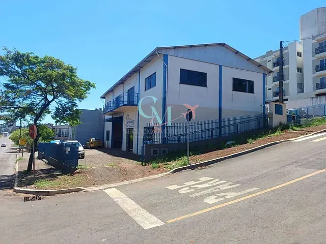 Galpão / Barracão com 800m², à venda, no bairro centro  em Xanxerê