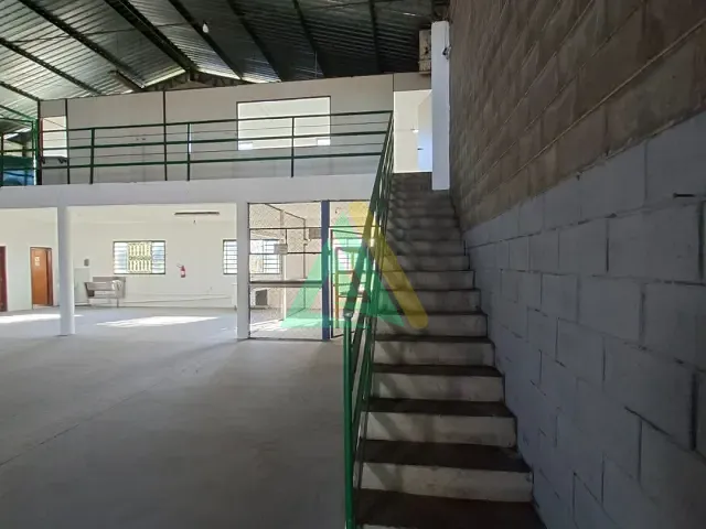 Galpão / Barracão para alugar, no bairro Santa Cruz em Mogi Mirim