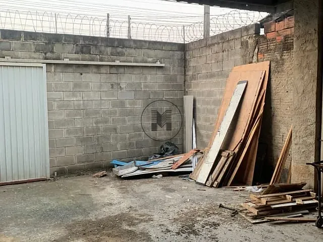 Galpão / Barracão para alugar, no bairro Jardim Esperança em Guaratinguetá