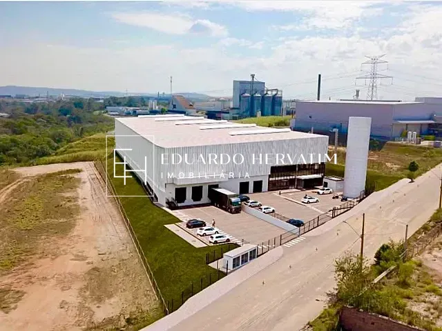 Galpão / Barracão com 7000m², para alugar, no bairro Distrito Industrial em Jundiaí