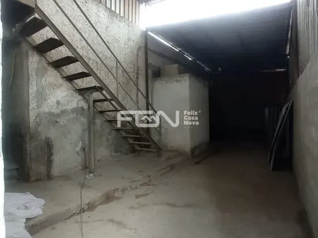 Galpão / Barracão com 150m², para alugar, no bairro Palmeiras  em Camaçari