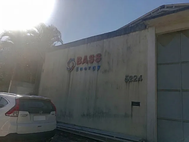 Galpão / Barracão com 450m², à venda ou para alugar, no bairro Engenho do Mato em Niterói