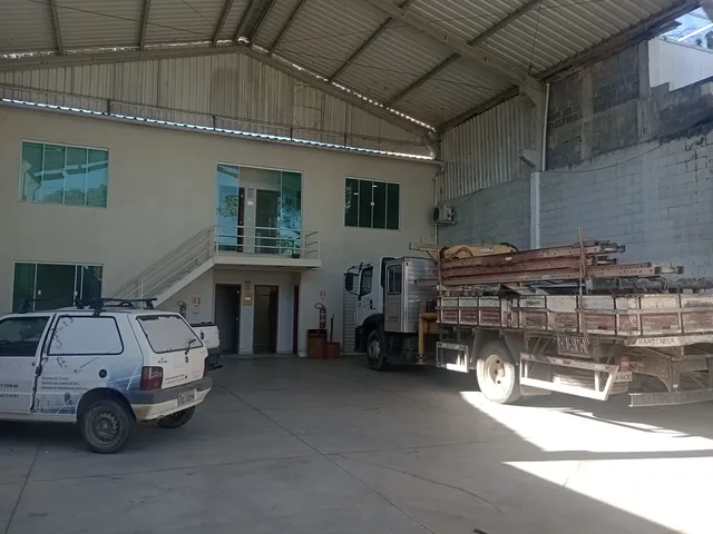 Galpão / Barracão com 450m², à venda ou para alugar, no bairro Engenho do Mato em Niterói