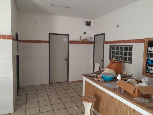 Galpão / Barracão à venda, no bairro América em Aracaju