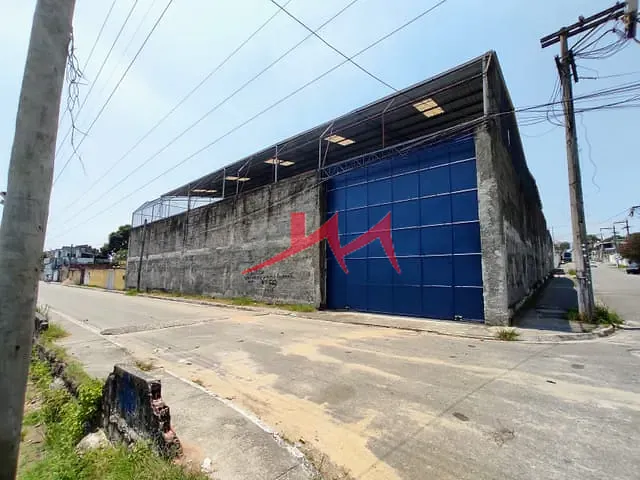 Galpão / Barracão com 2000m², à venda, no bairro Laranjal em São Gonçalo