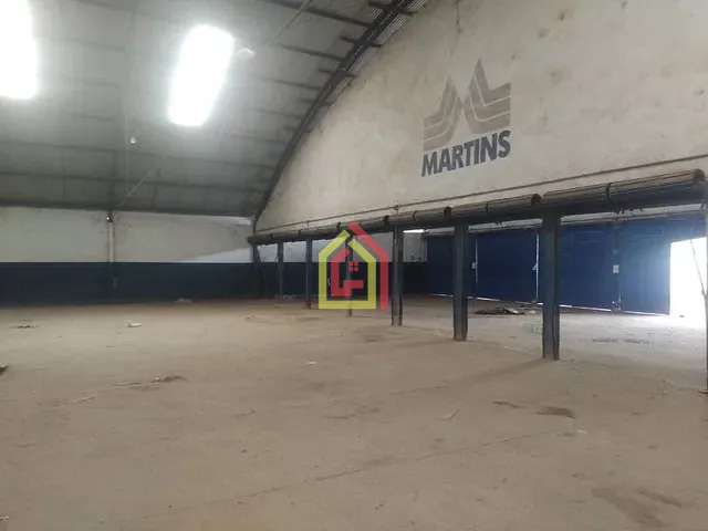 Galpão / Barracão com 2300m², para alugar, no bairro Nova Marabá em Marabá