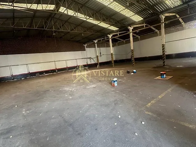 Galpão / Barracão com 900m², para alugar, no bairro Paulicéia em Piracicaba