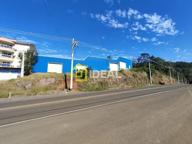 Galpão / Barracão à venda, no bairro São Cristóvão em Concórdia