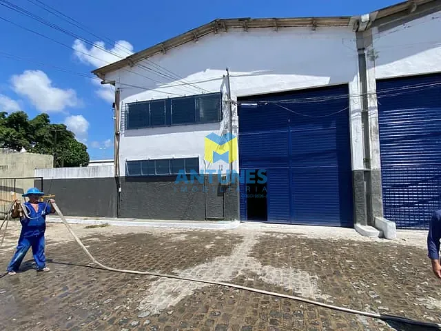 Galpão / Barracão com 500m², para alugar, no bairro Imbiribeira em Recife