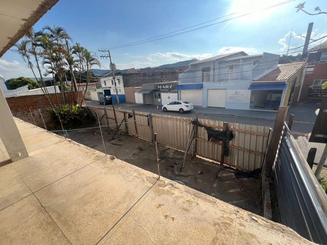 Galpão / Barracão com 2399m², para alugar, no bairro Jardim Cidapel em Jundiaí