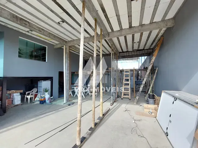 Galpão / Barracão com 275m² 2 quartos e 1 banheiro, à venda, no bairro Universitários em Araçuaí