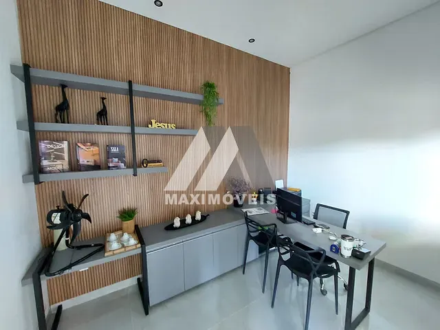 Galpão / Barracão com 275m² 2 quartos e 1 banheiro, à venda, no bairro Universitários em Araçuaí